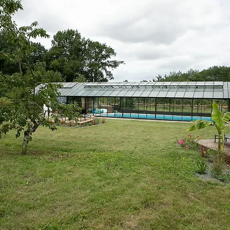 Dom wakacyjny Chateau L' Escale Saint-Herblon