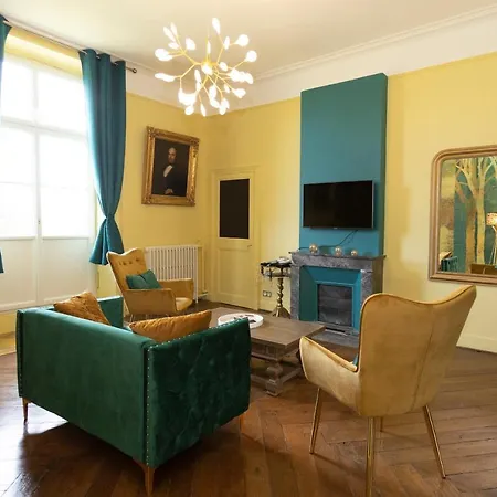 Chateau L' Escale * Saint-Herblon